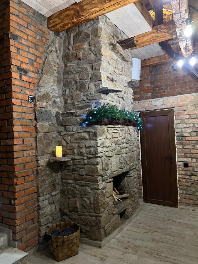 Appartement Luxury Live à Kamianets-Podilsky Extérieur photo